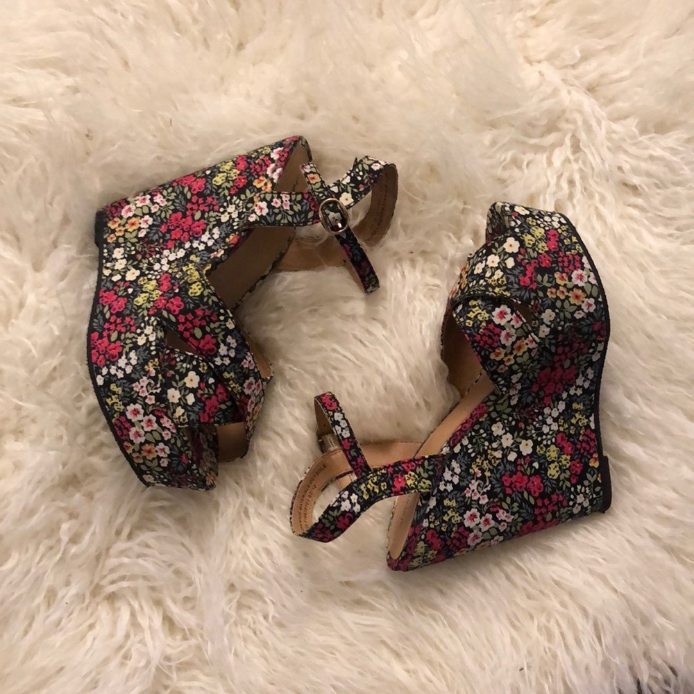 XHILARATION ankle strap wedges